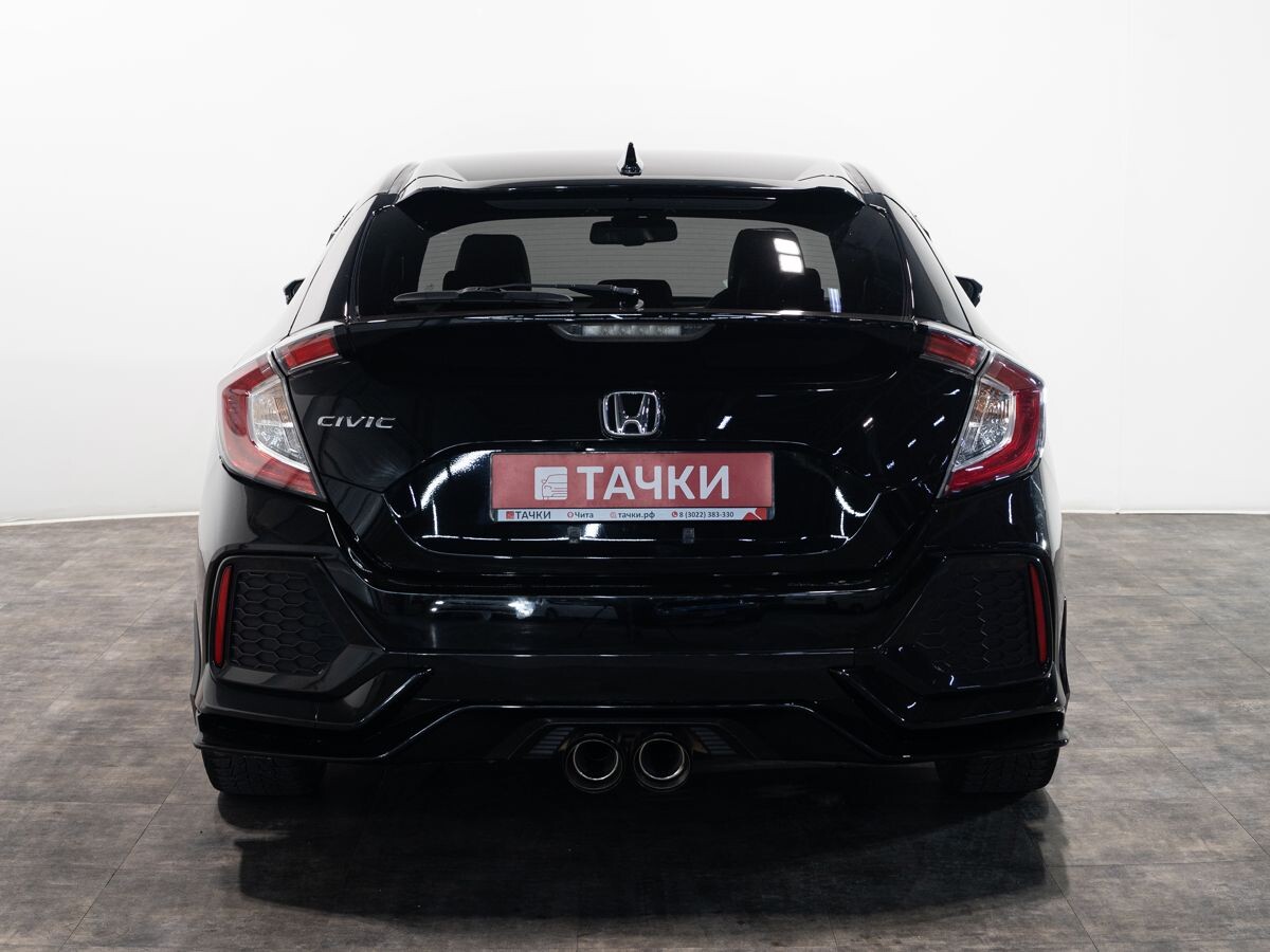 Honda Civic 2018 - фото автомобиля