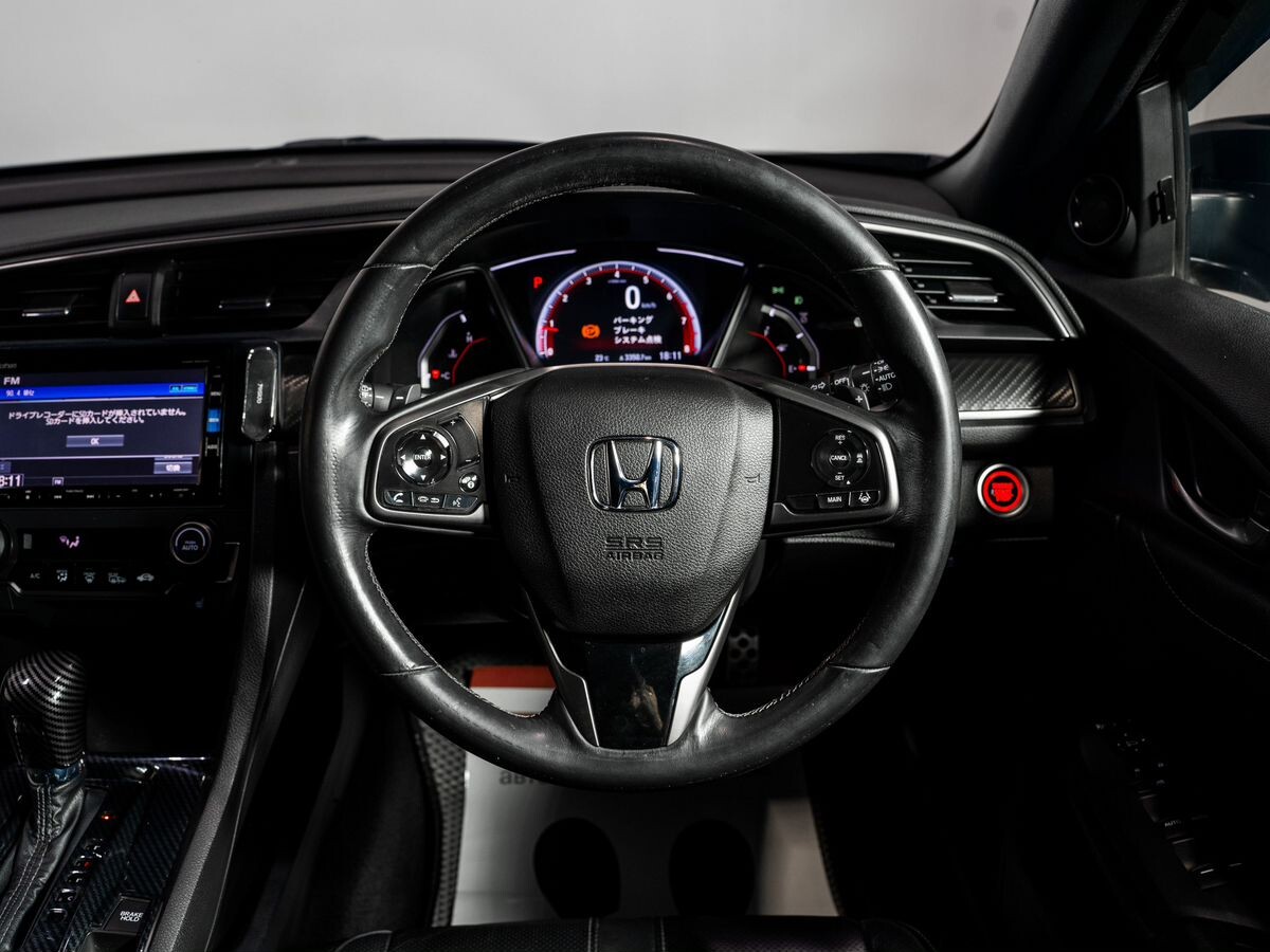 Honda Civic 2018 - фото автомобиля