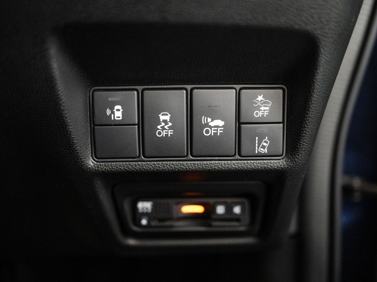 Honda Stepwgn 2018 - фото автомобиля