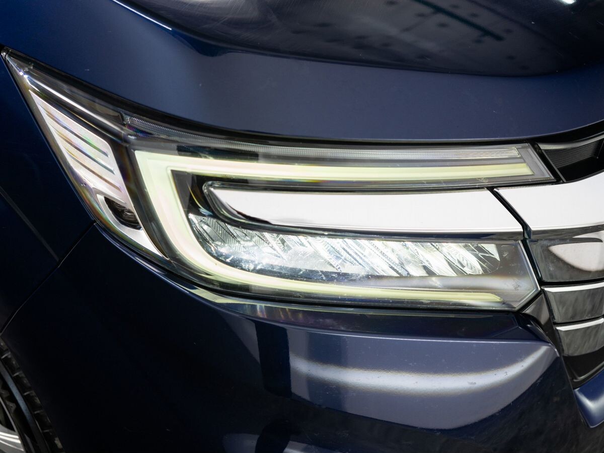 Honda Stepwgn 2018 - фото автомобиля