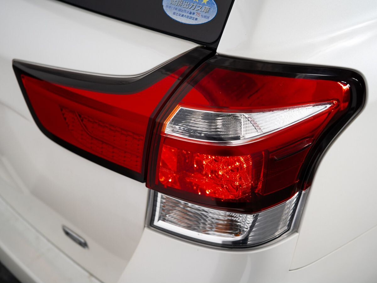 Toyota Corolla 2017 - фото автомобиля