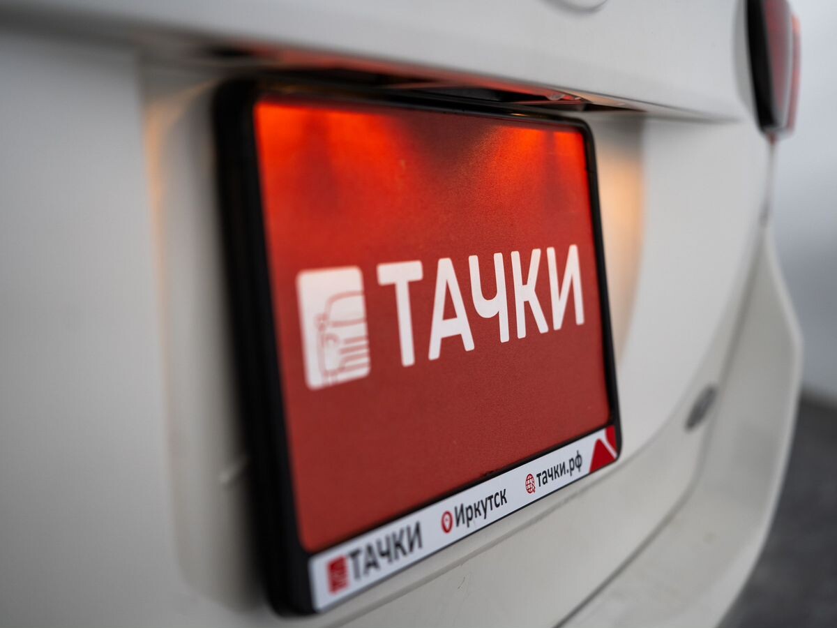 Toyota Corolla 2017 - фото автомобиля