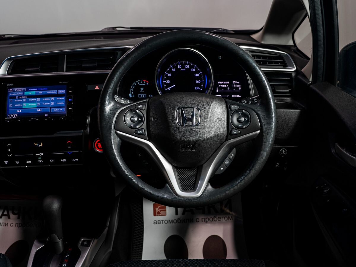 Honda Fit 2017 - фото автомобиля