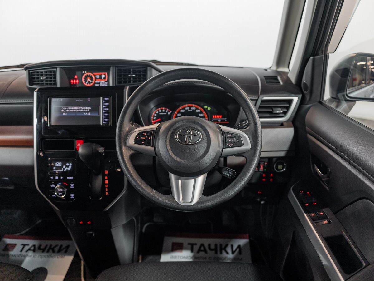 Toyota Tank 2019 - фото автомобиля