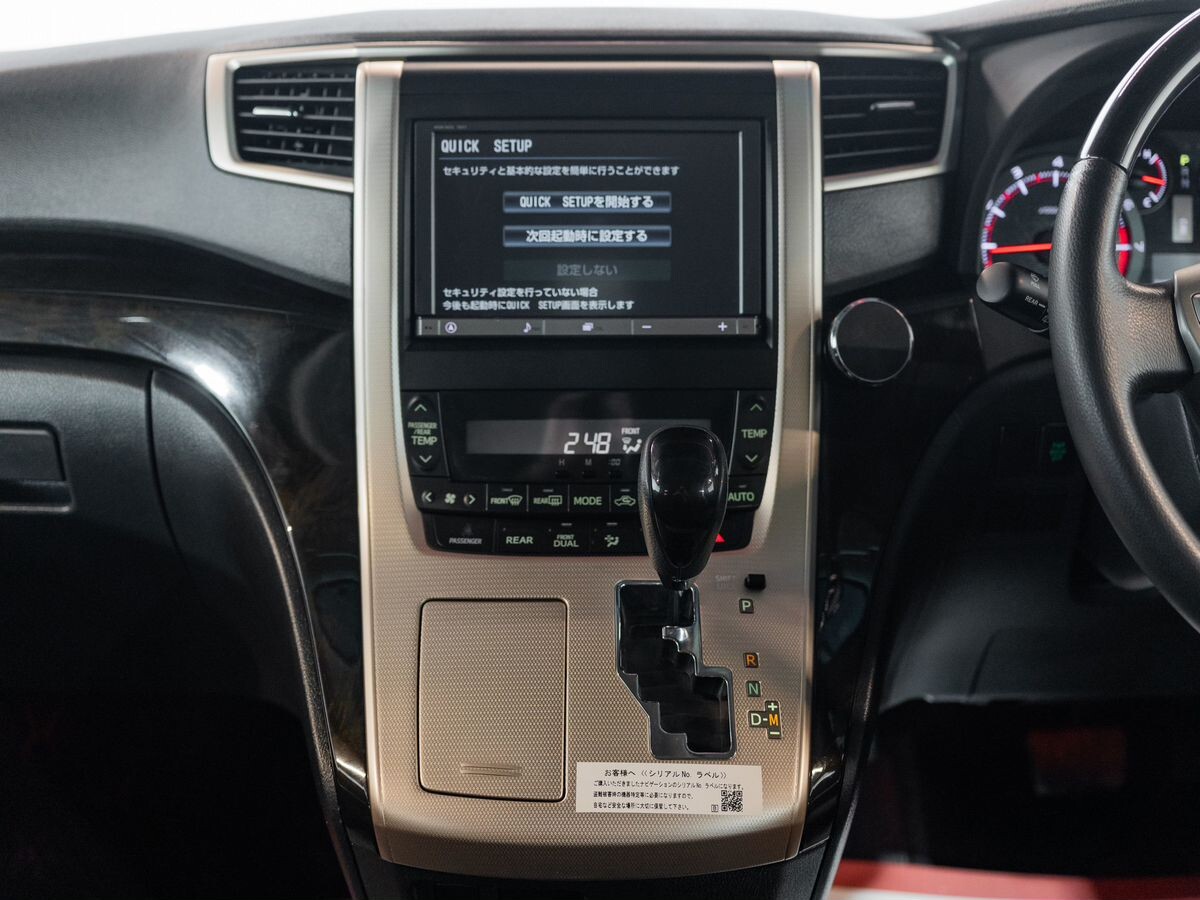 Toyota Alphard 2012 - фото автомобиля