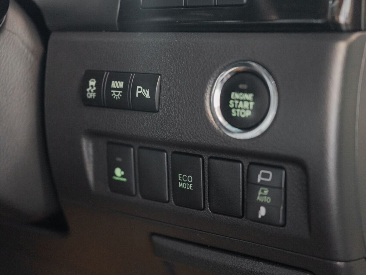 Toyota Alphard 2012 - фото автомобиля