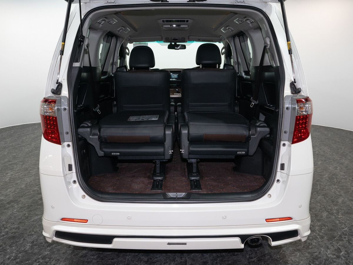 Toyota Alphard 2012 - фото автомобиля