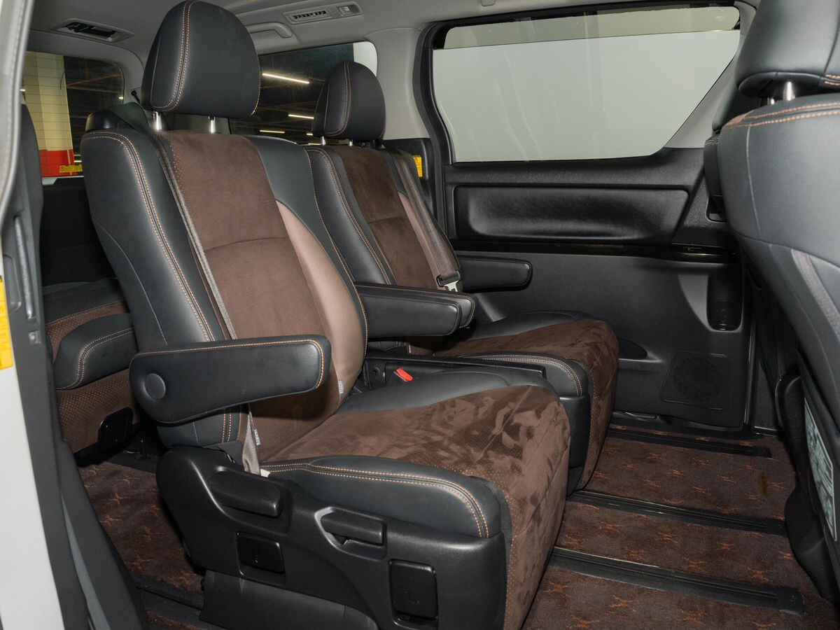 Toyota Alphard 2012 - фото автомобиля