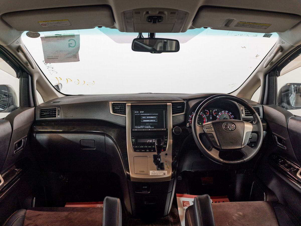 Toyota Alphard 2012 - фото автомобиля