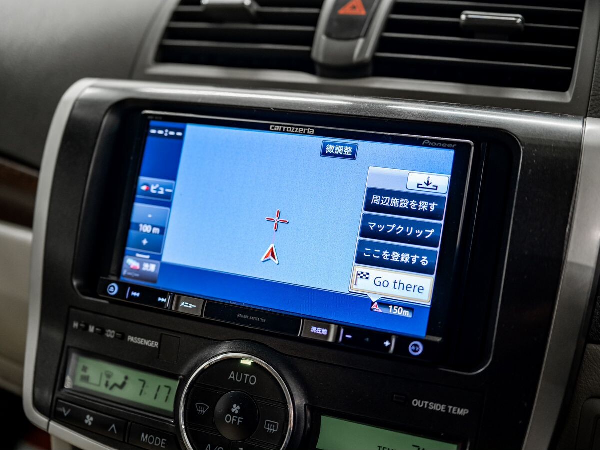 Toyota Premio 2011 - фото автомобиля