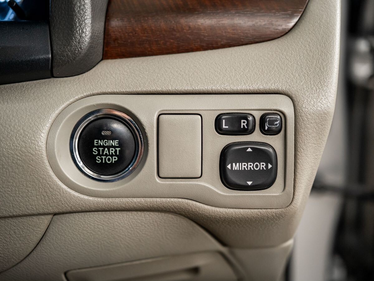 Toyota Premio 2011 - фото автомобиля