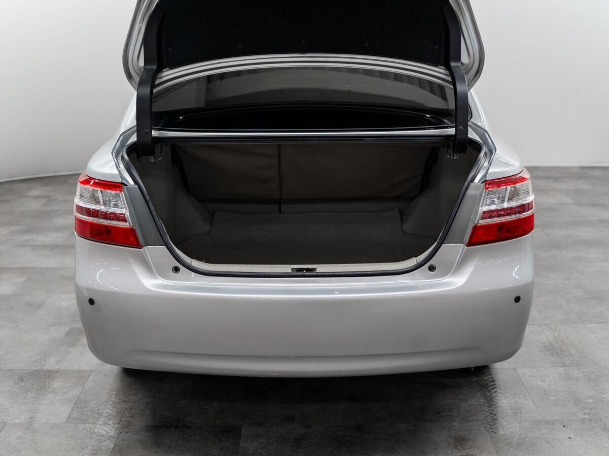 Toyota Premio 2011 - фото автомобиля