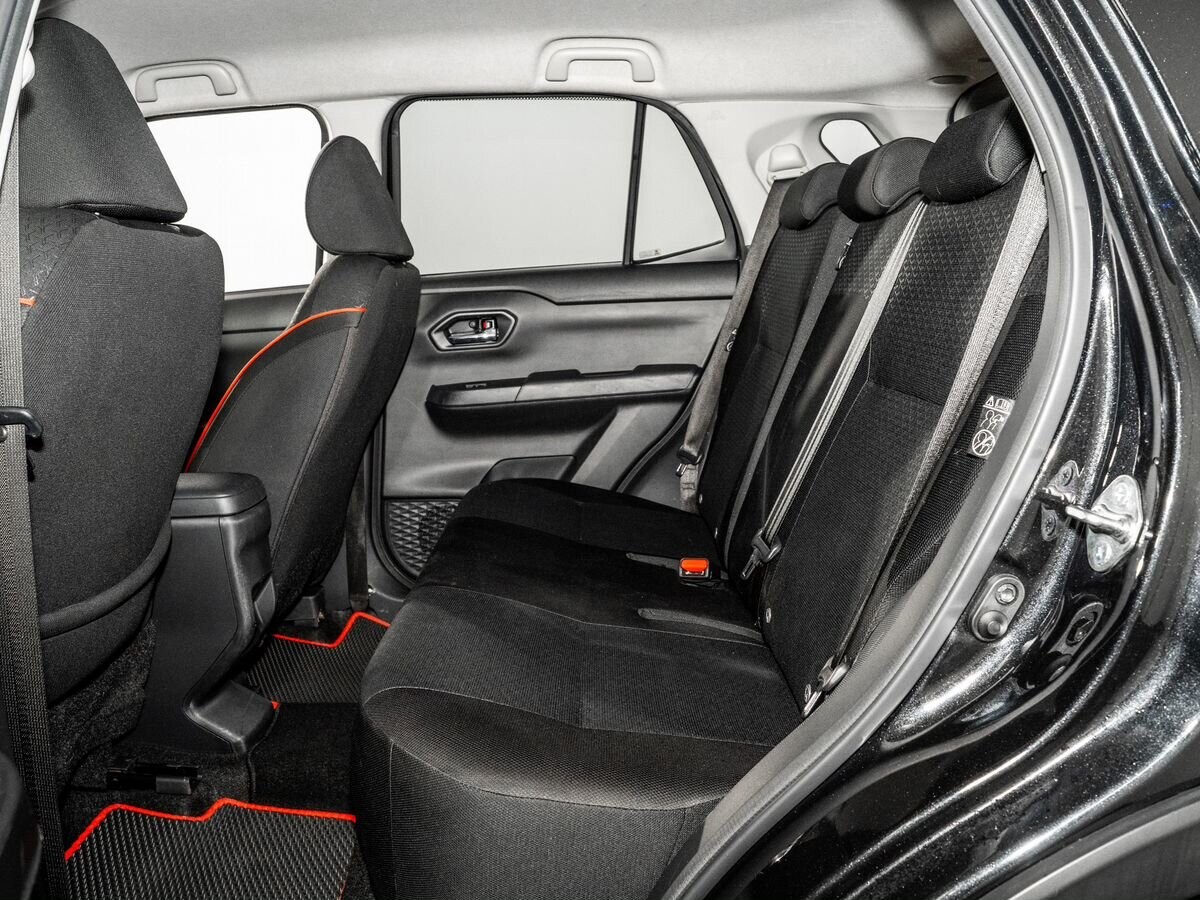 Toyota Raize 2020 - фото автомобиля