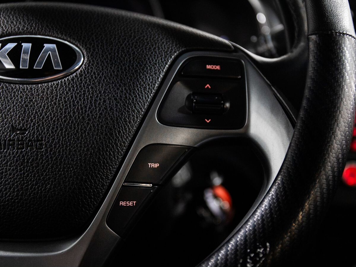 Kia Rio 2016 - фото автомобиля