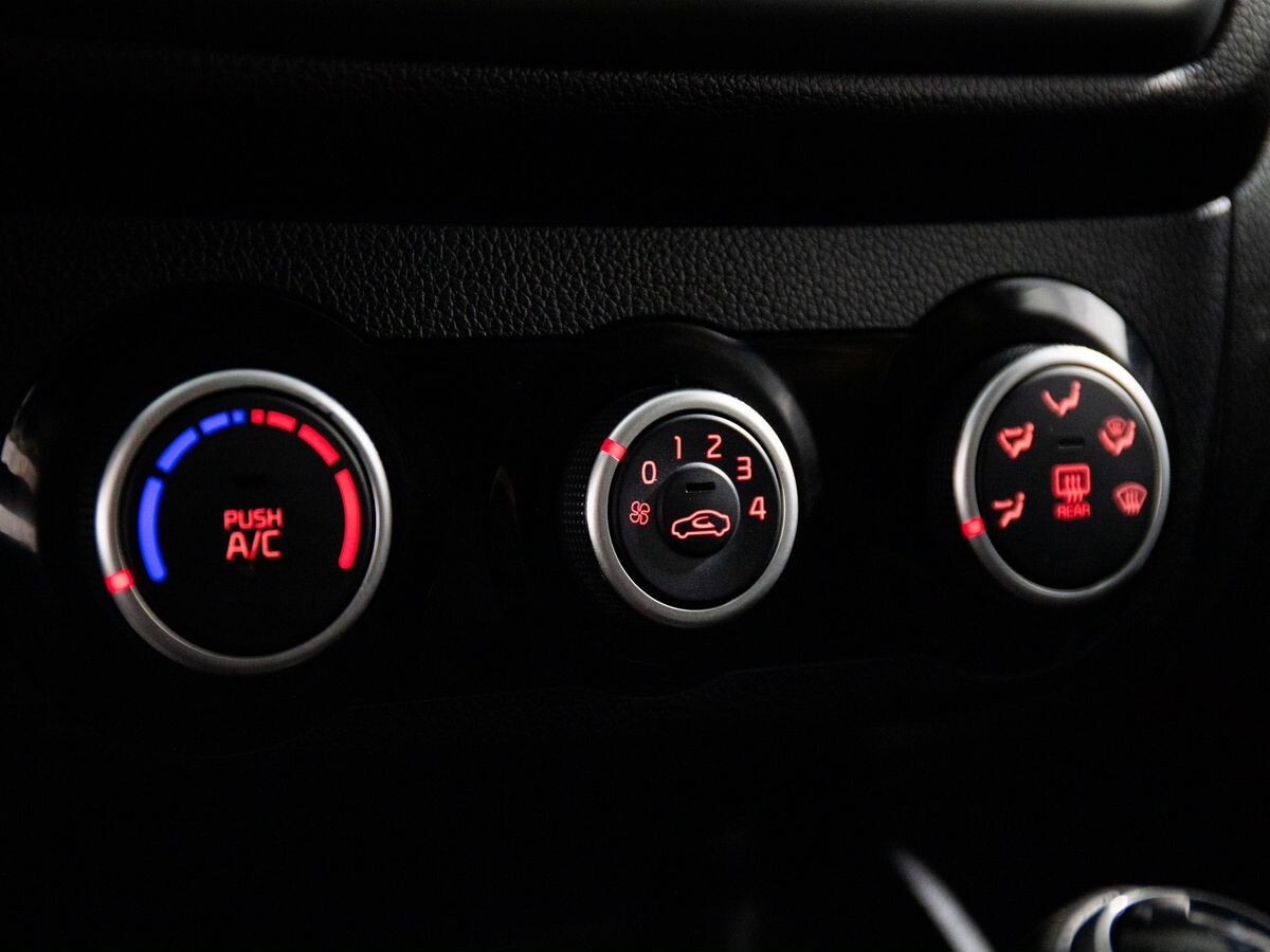 Kia Rio 2016 - фото автомобиля