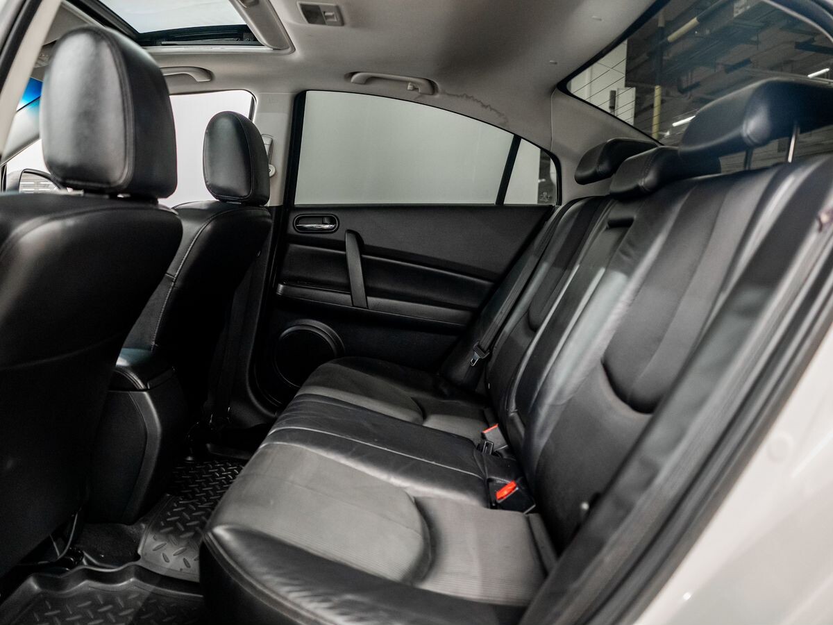 Mazda 6 2011 - фото автомобиля