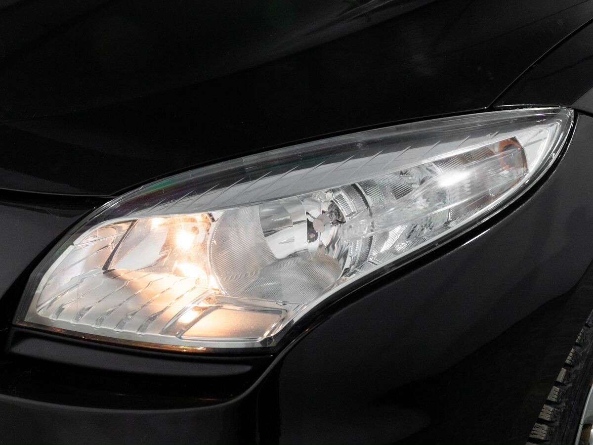 Renault Megane 2014 - фото автомобиля