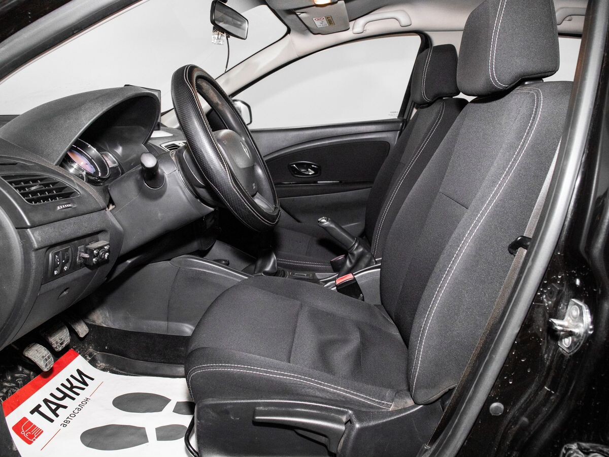 Renault Megane 2014 - фото автомобиля