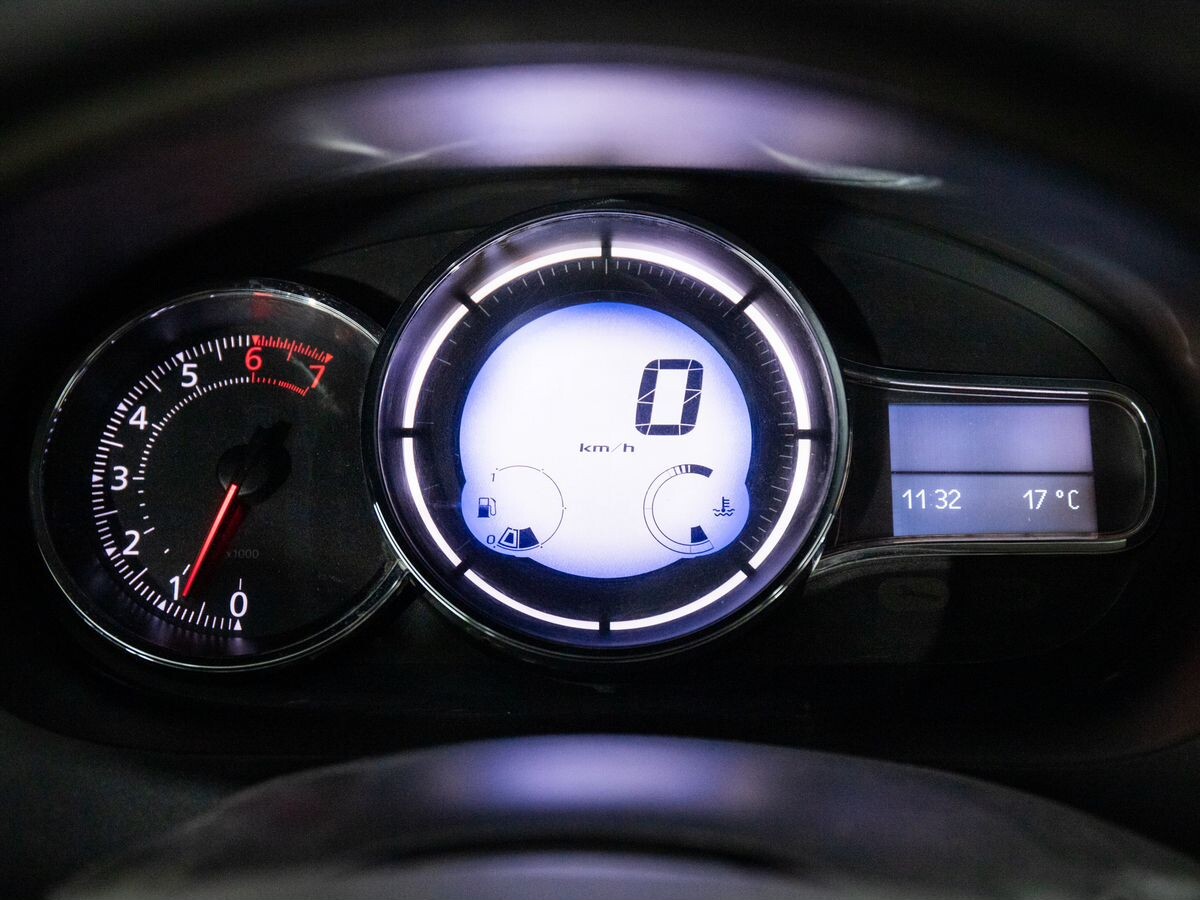 Renault Megane 2014 - фото автомобиля