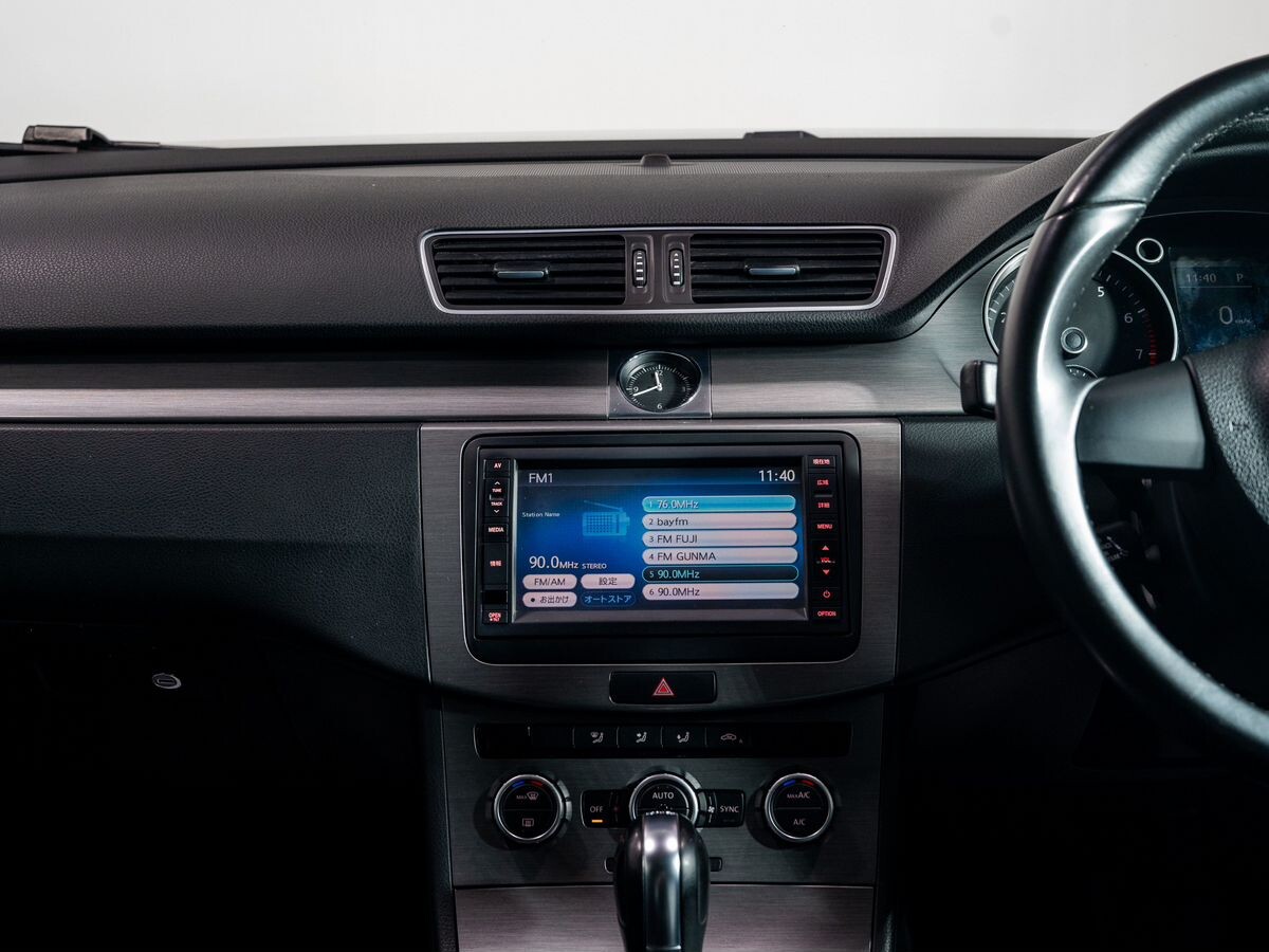 Volkswagen Passat 2012 - фото автомобиля