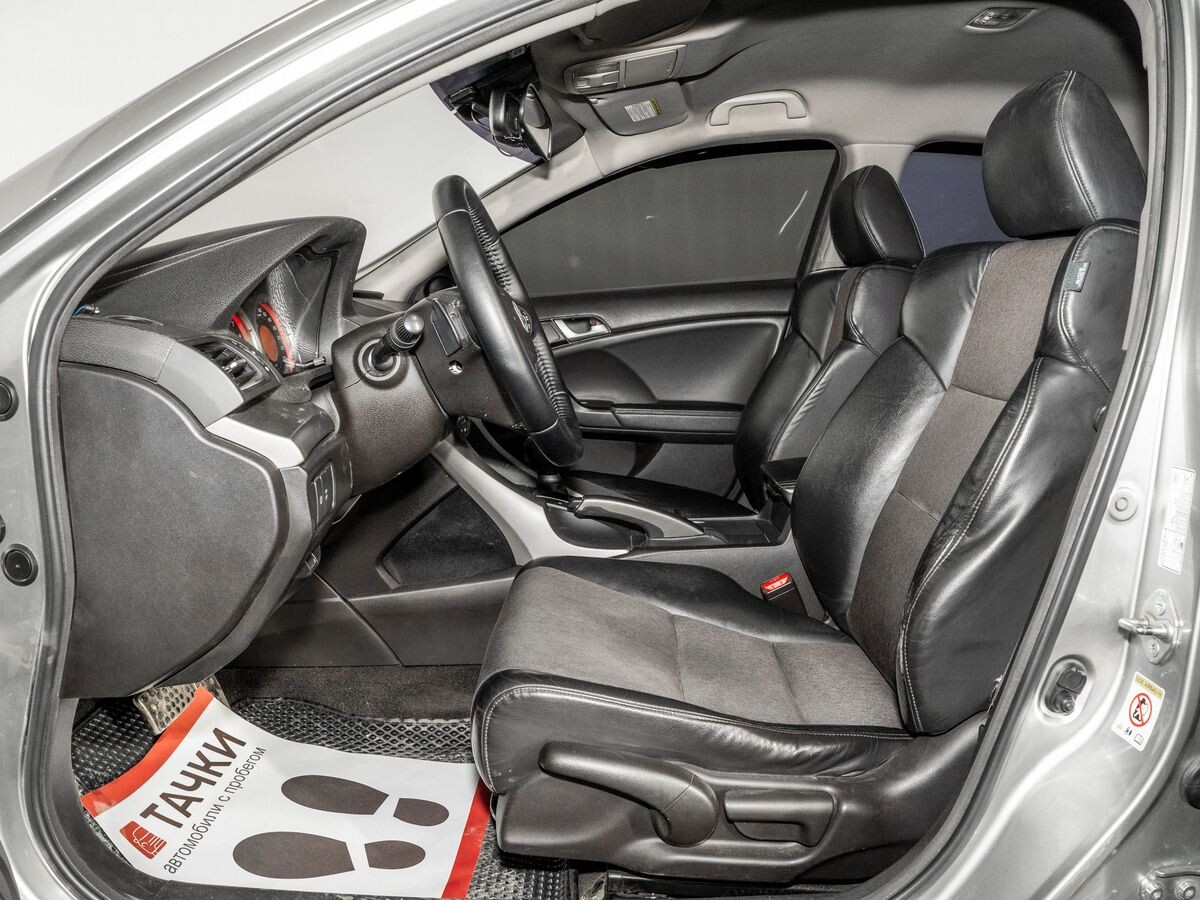 Honda Accord 2008 - фото автомобиля