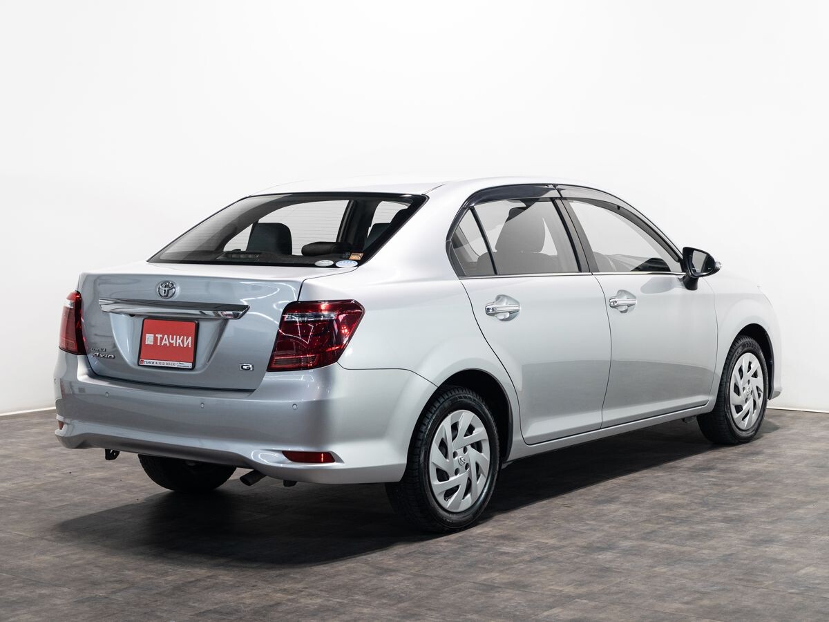 Toyota Corolla 2018 - фото автомобиля