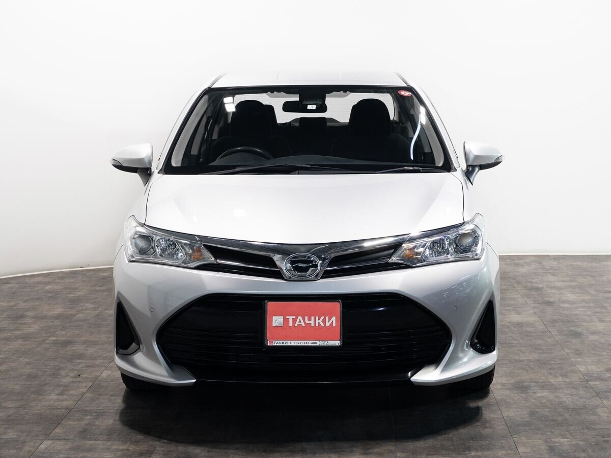 Toyota Corolla 2018 - фото автомобиля