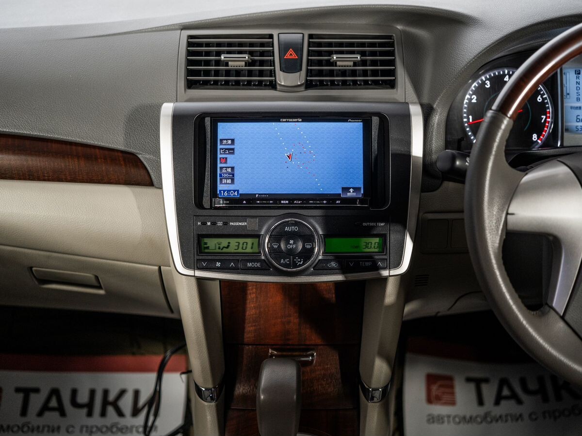 Toyota Premio 2012 - фото автомобиля