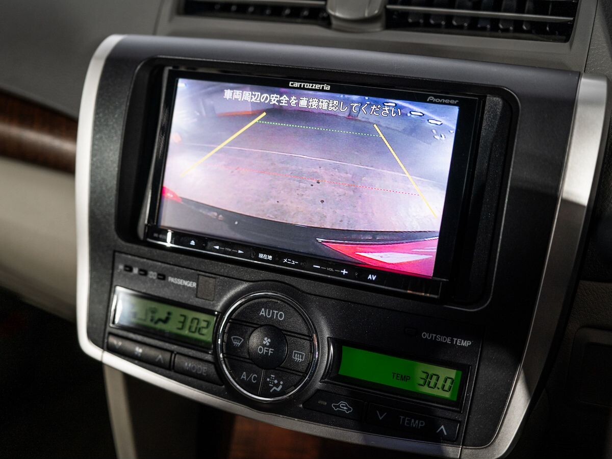 Toyota Premio 2012 - фото автомобиля