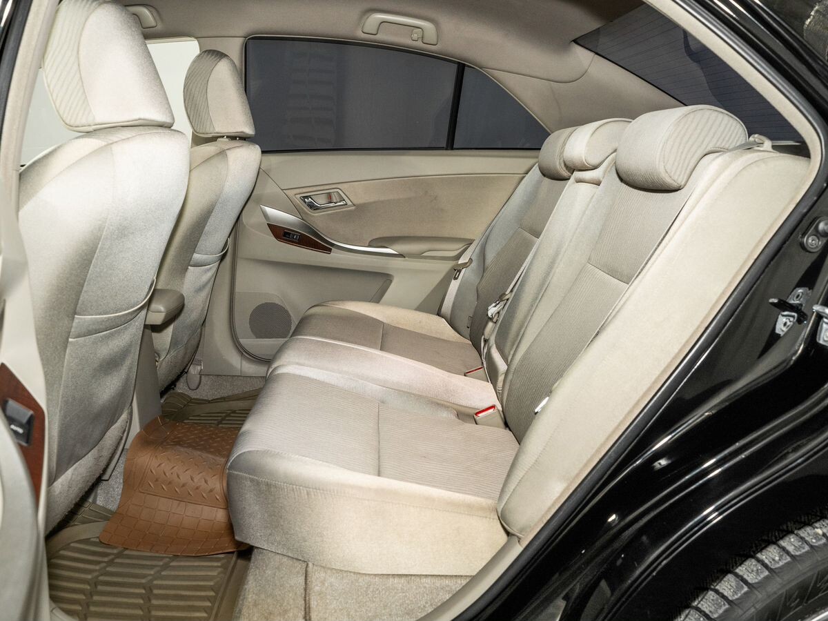 Toyota Premio 2012 - фото автомобиля