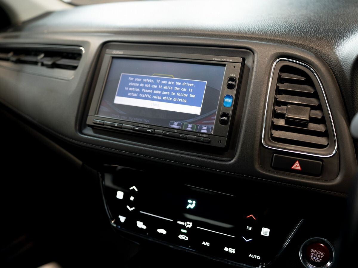 Honda Vezel 2017 - фото автомобиля