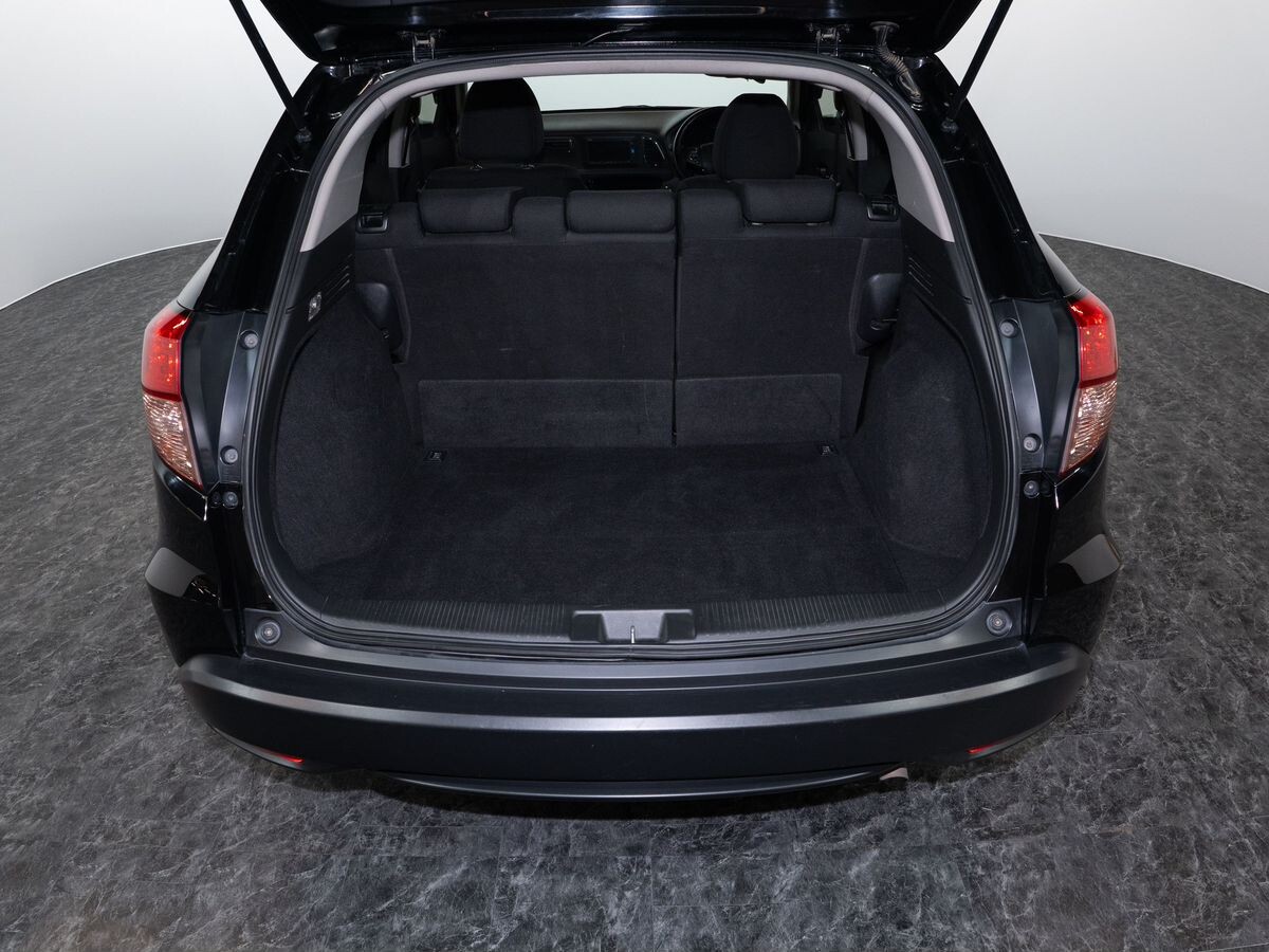 Honda Vezel 2017 - фото автомобиля