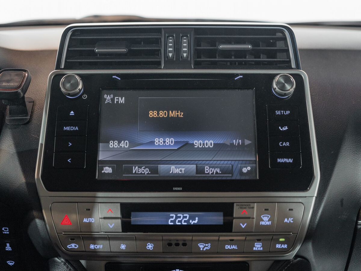 Toyota Land Cruiser Prado 2018 - фото автомобиля