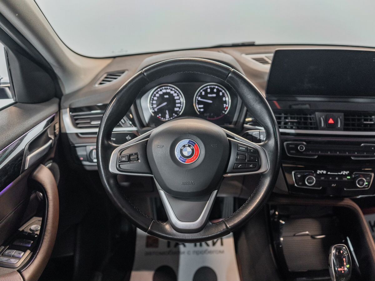 BMW X2 2020 - фото автомобиля