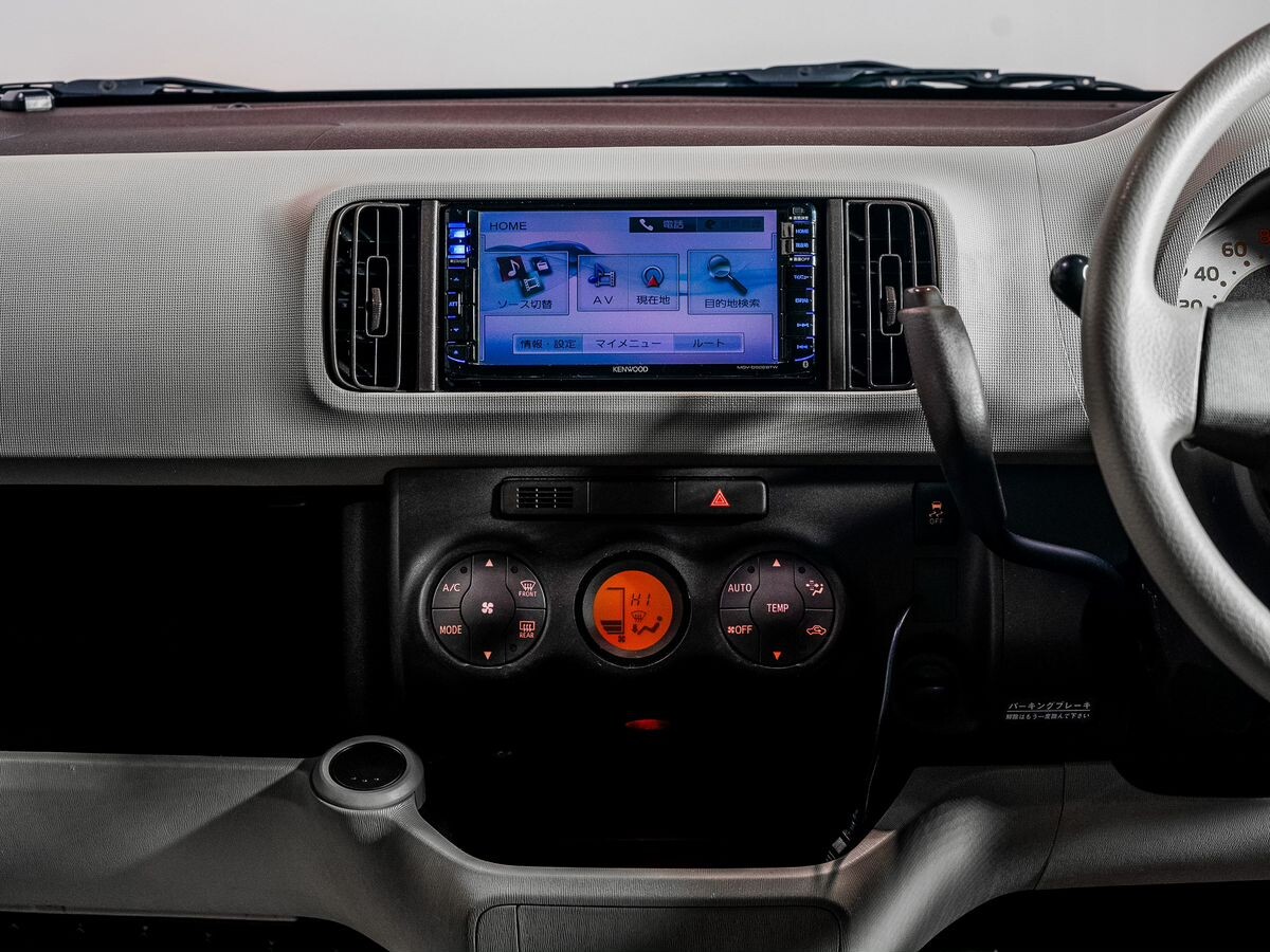 Toyota Passo 2015 - фото автомобиля