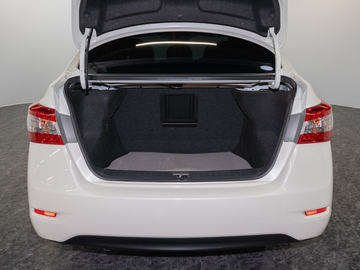 Nissan Sylphy 2017 - фото автомобиля