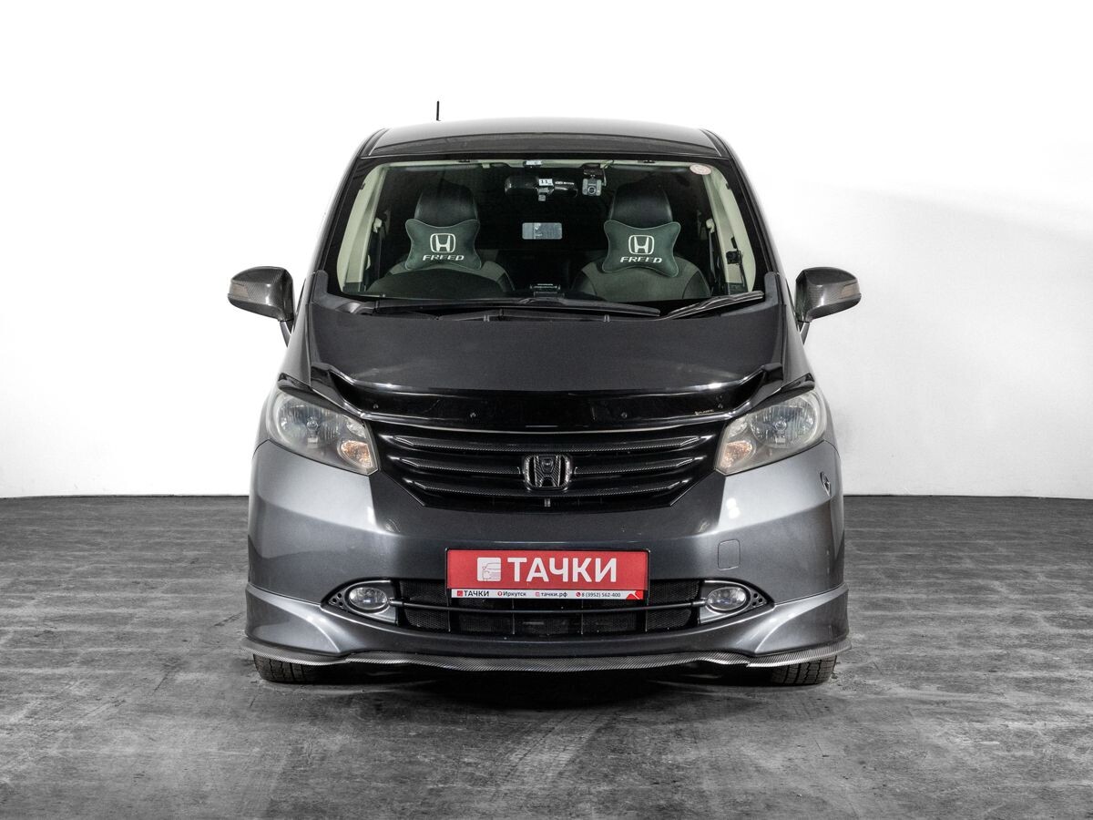 Honda Freed 2010 - фото автомобиля