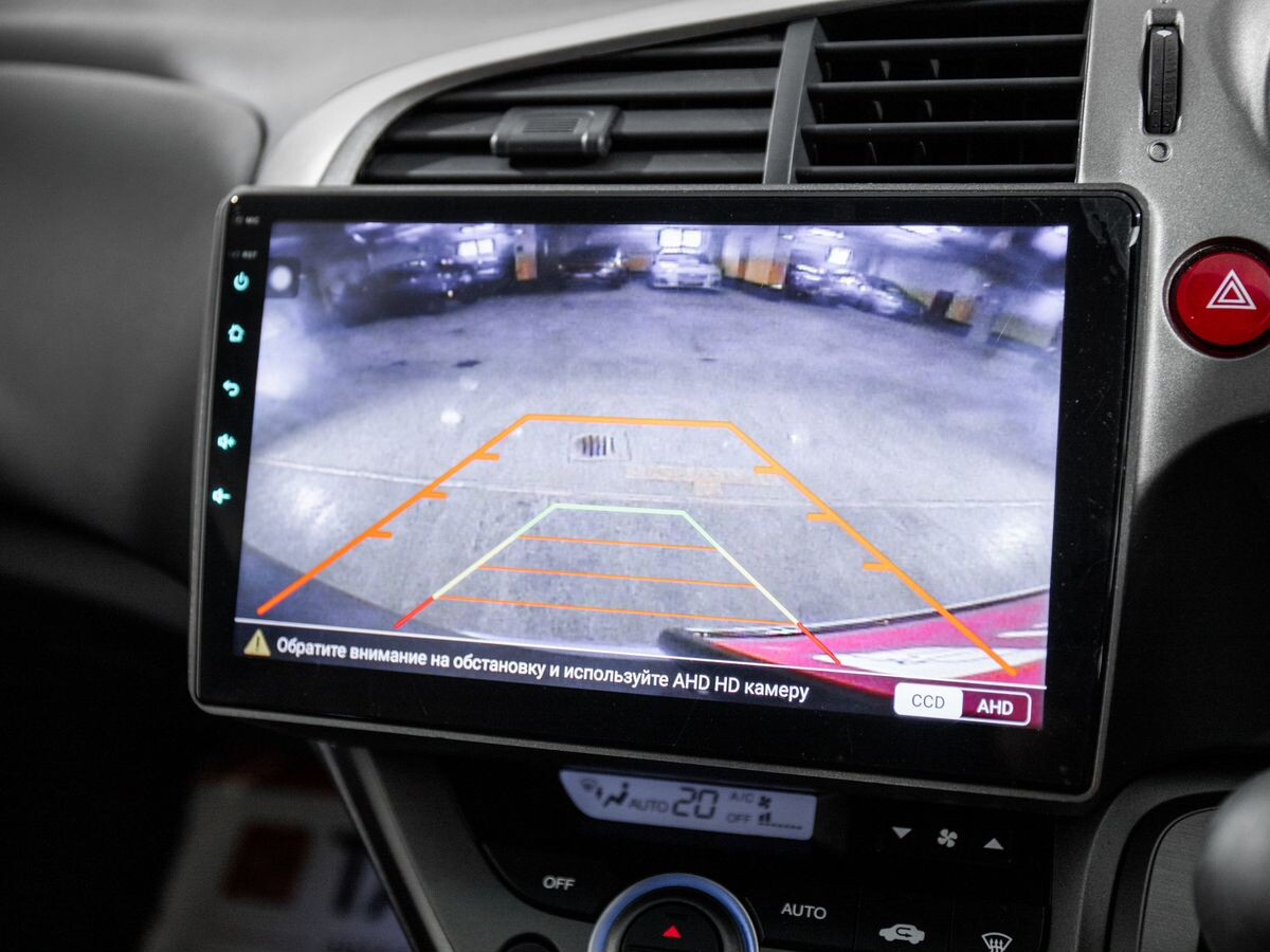 Honda Stream 2007 - фото автомобиля