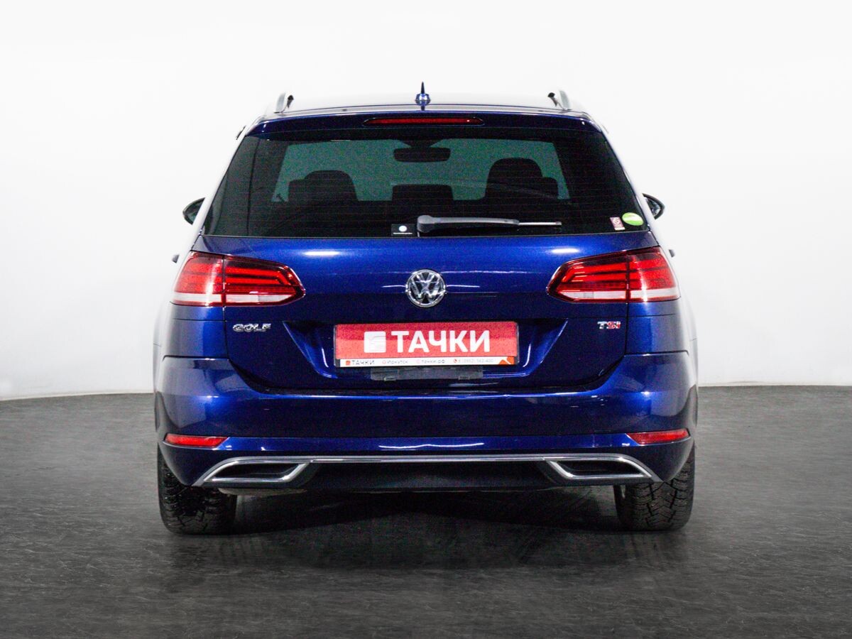 Volkswagen Golf 2018 - фото автомобиля