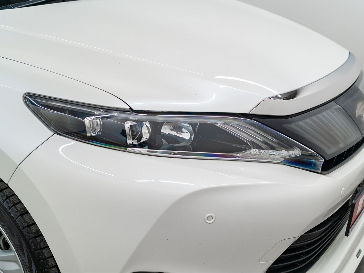 Toyota Harrier 2017 - фото автомобиля