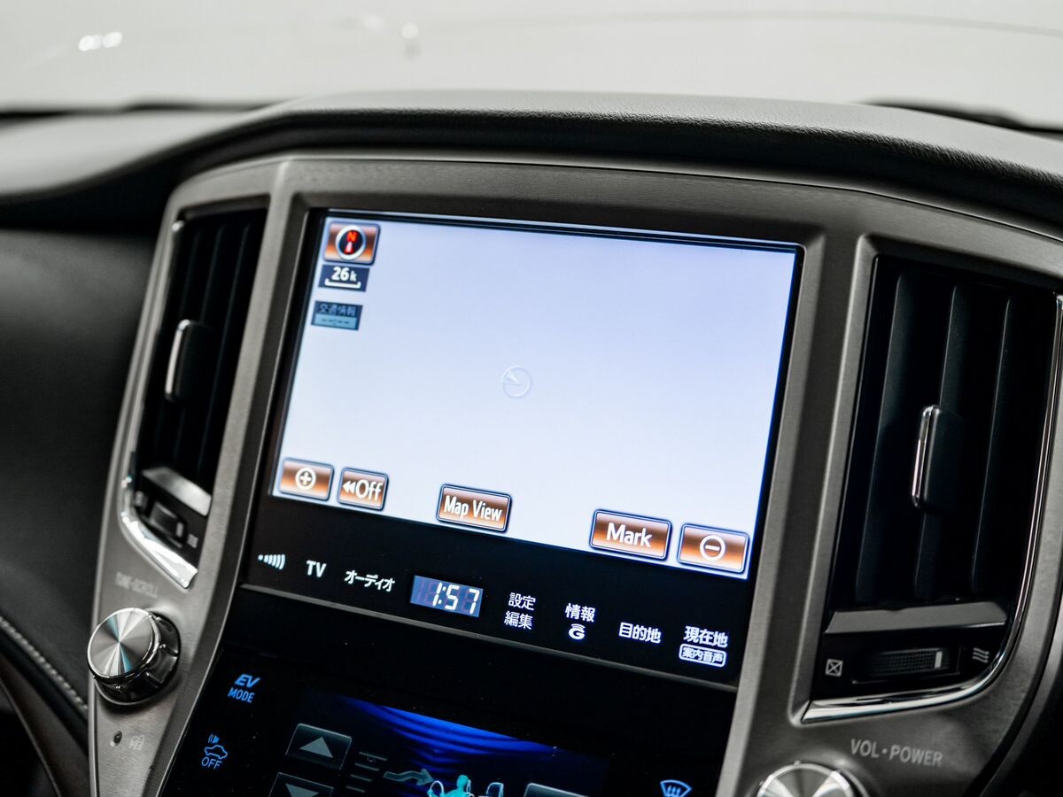 Toyota Crown 2014 - фото автомобиля