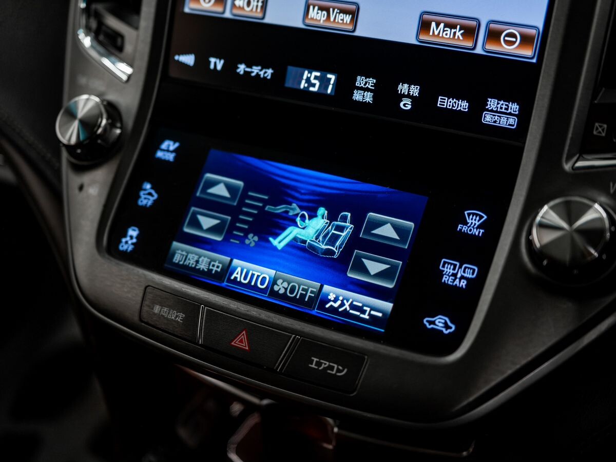 Toyota Crown 2014 - фото автомобиля