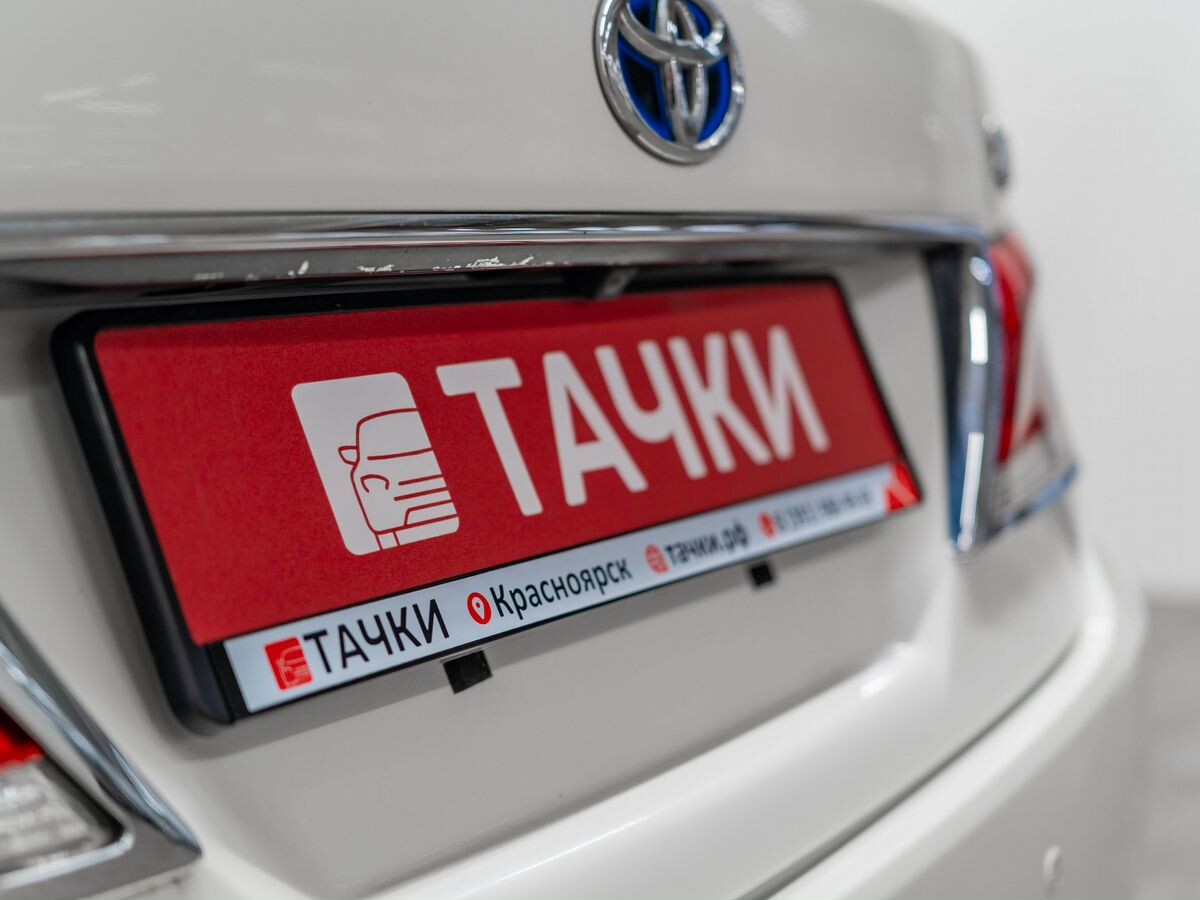 Toyota Crown 2014 - фото автомобиля