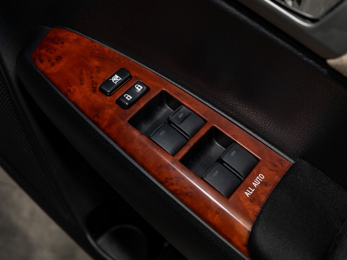 Toyota Corolla 2013 - фото автомобиля