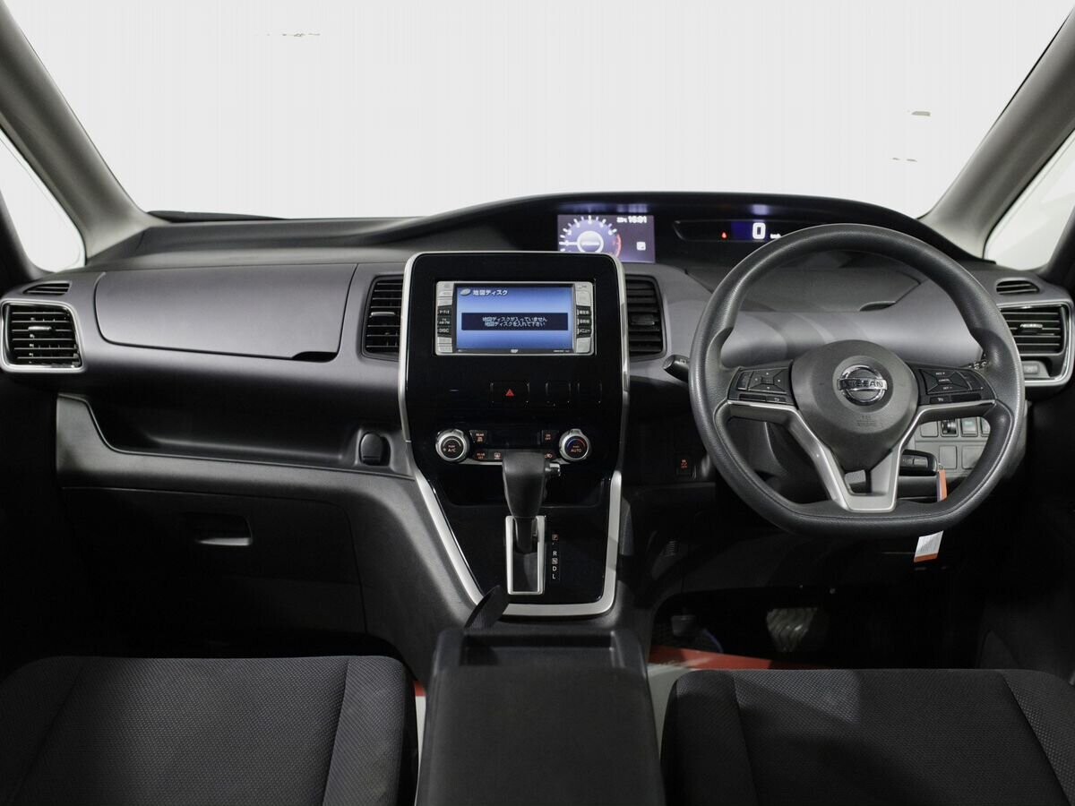 Nissan Serena 2017 - фото автомобиля