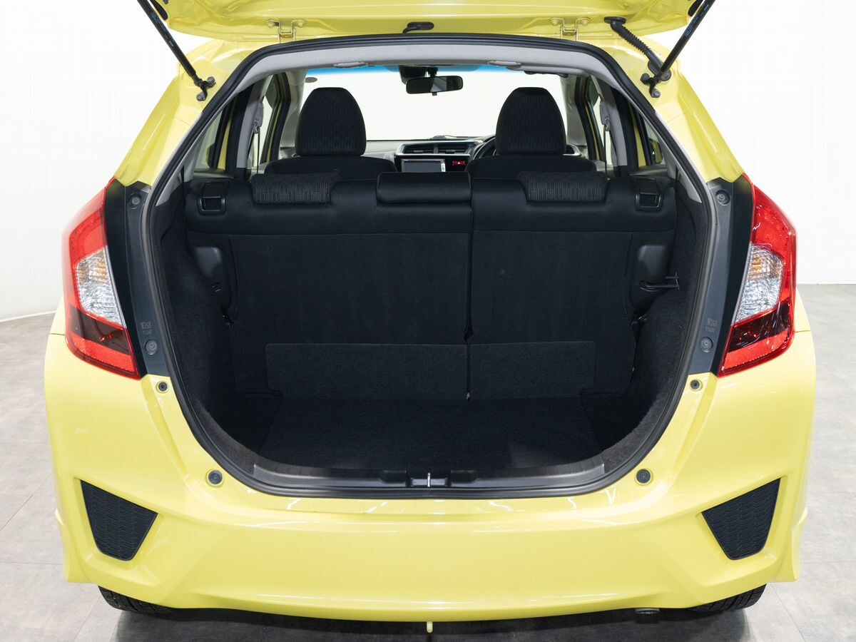 Honda Fit 2013 - фото автомобиля