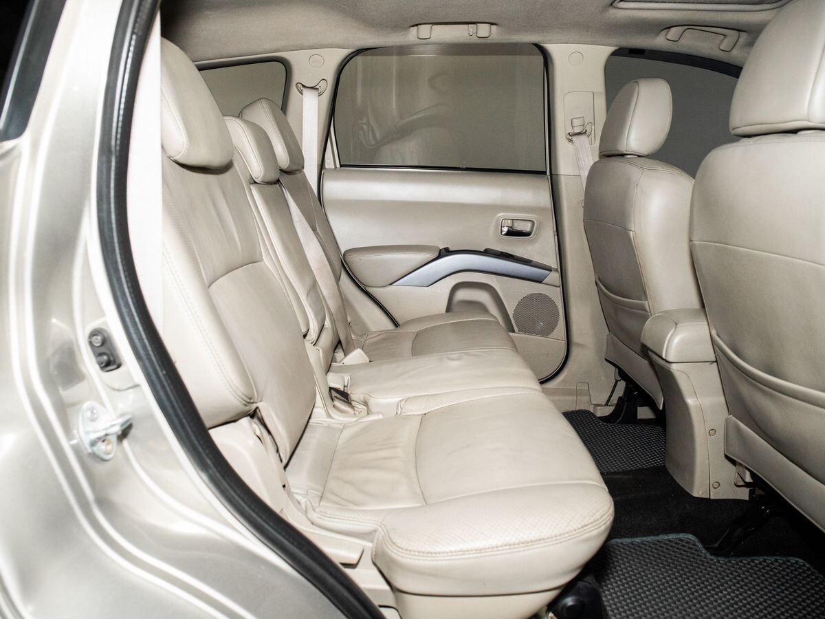 Mitsubishi Outlander 2008 - фото автомобиля