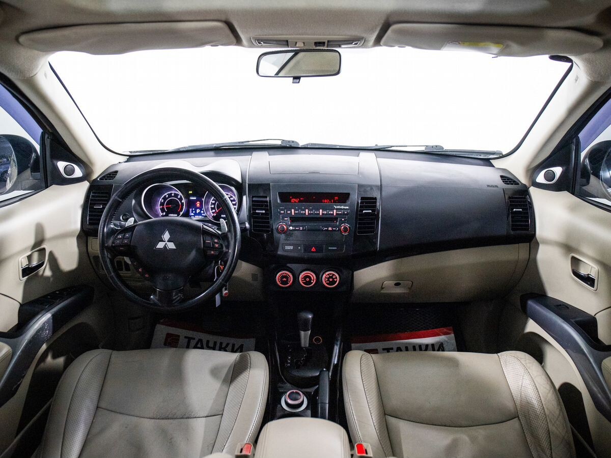 Mitsubishi Outlander 2008 - фото автомобиля