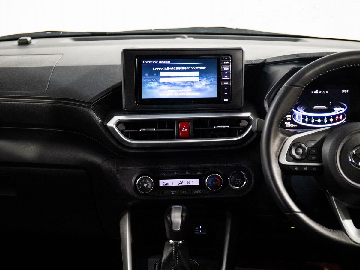 Daihatsu Rocky 2021 - фото автомобиля