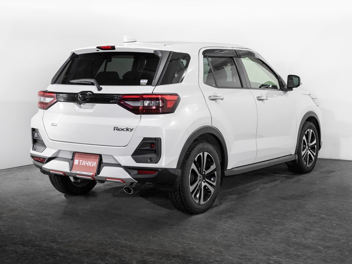 Daihatsu Rocky 2021 - фото автомобиля